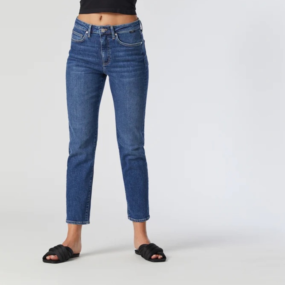 Mavi Soho High Rise Girlfriend Jeans size 27/29